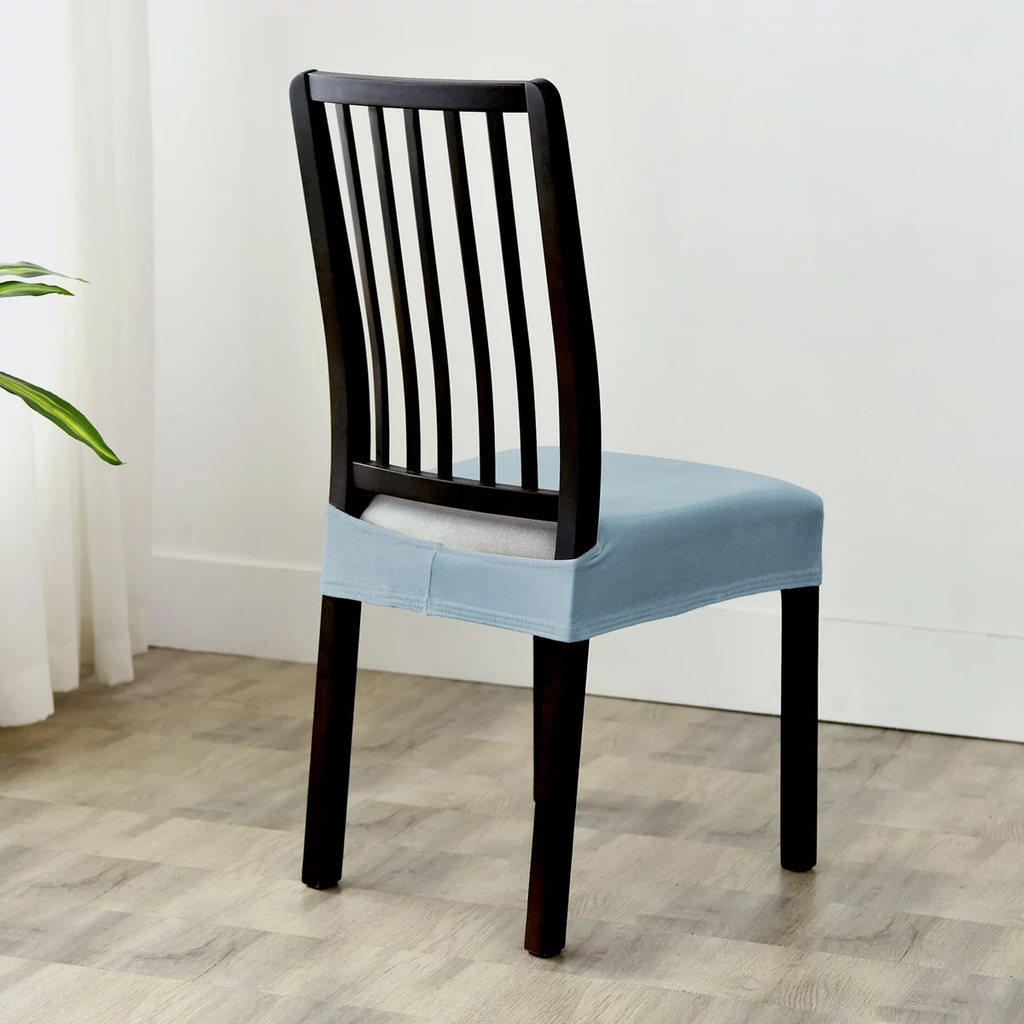 Égszínkék bársonyos székHuzat nem levehető ülésre Égszínkék bársonyos székHuzat nem levehető ülésre